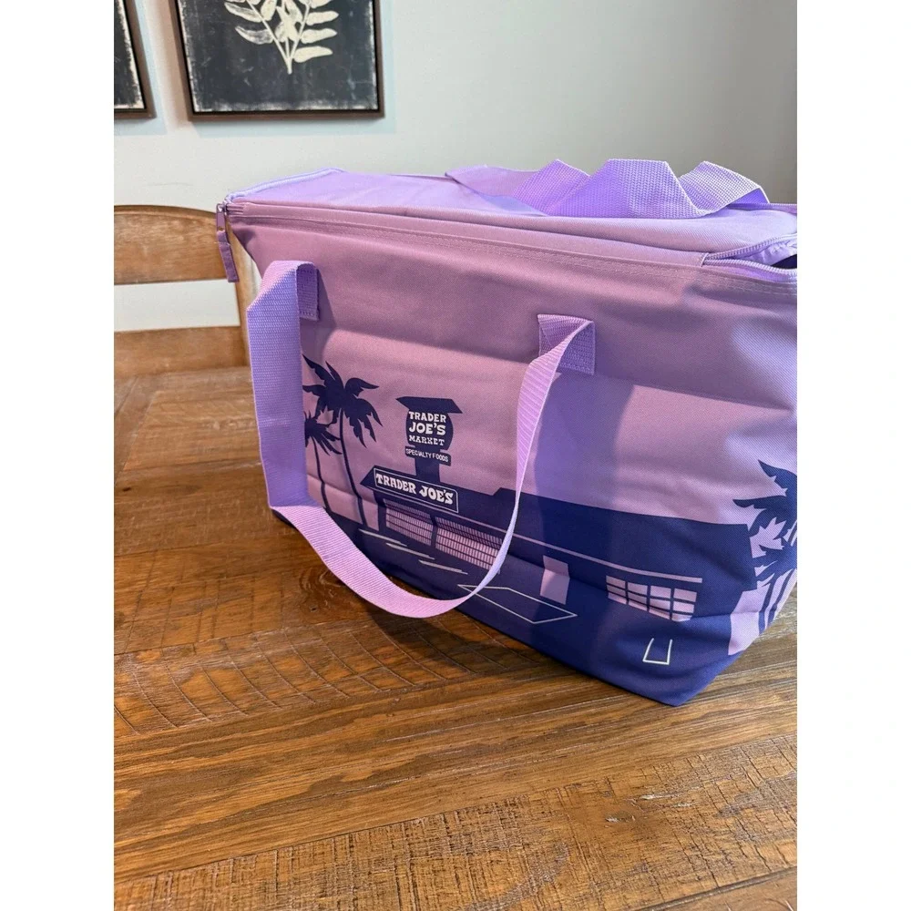 NWT Trader Joes Large Reusable Insulated Bag Lavender Purple 8 Gallon Pasadena
